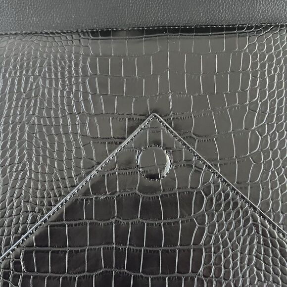 Quay‎ Australia Black Laptop Bag With Strap NWOT - Picture 11 of 13